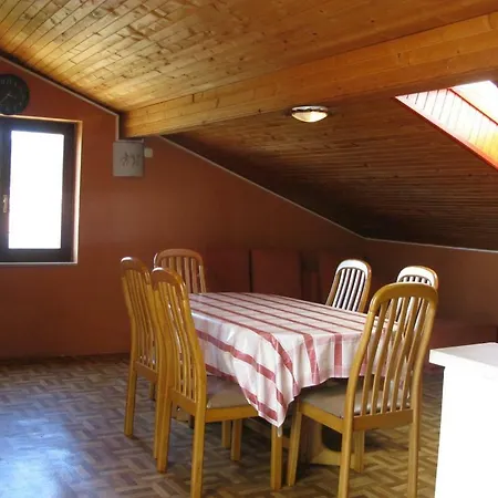 Apartment Petra