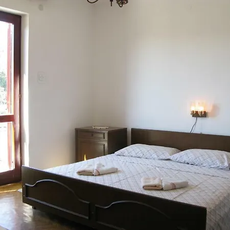 Petra Apartman *