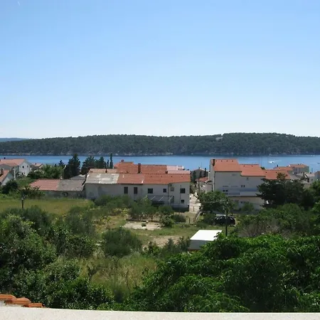 Petra Apartman Barbat na Rabu