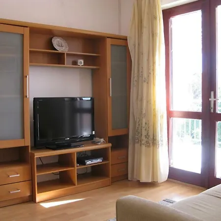Petra Apartman *
